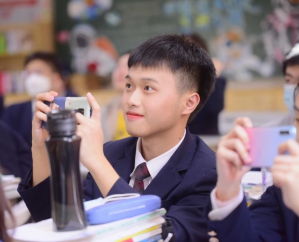 �ֽ�Ա����Ƭ_��ʦ��ҽ���